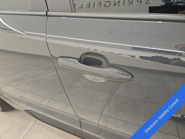 Used 2025 Toyota Corolla XSE FWD image 8
