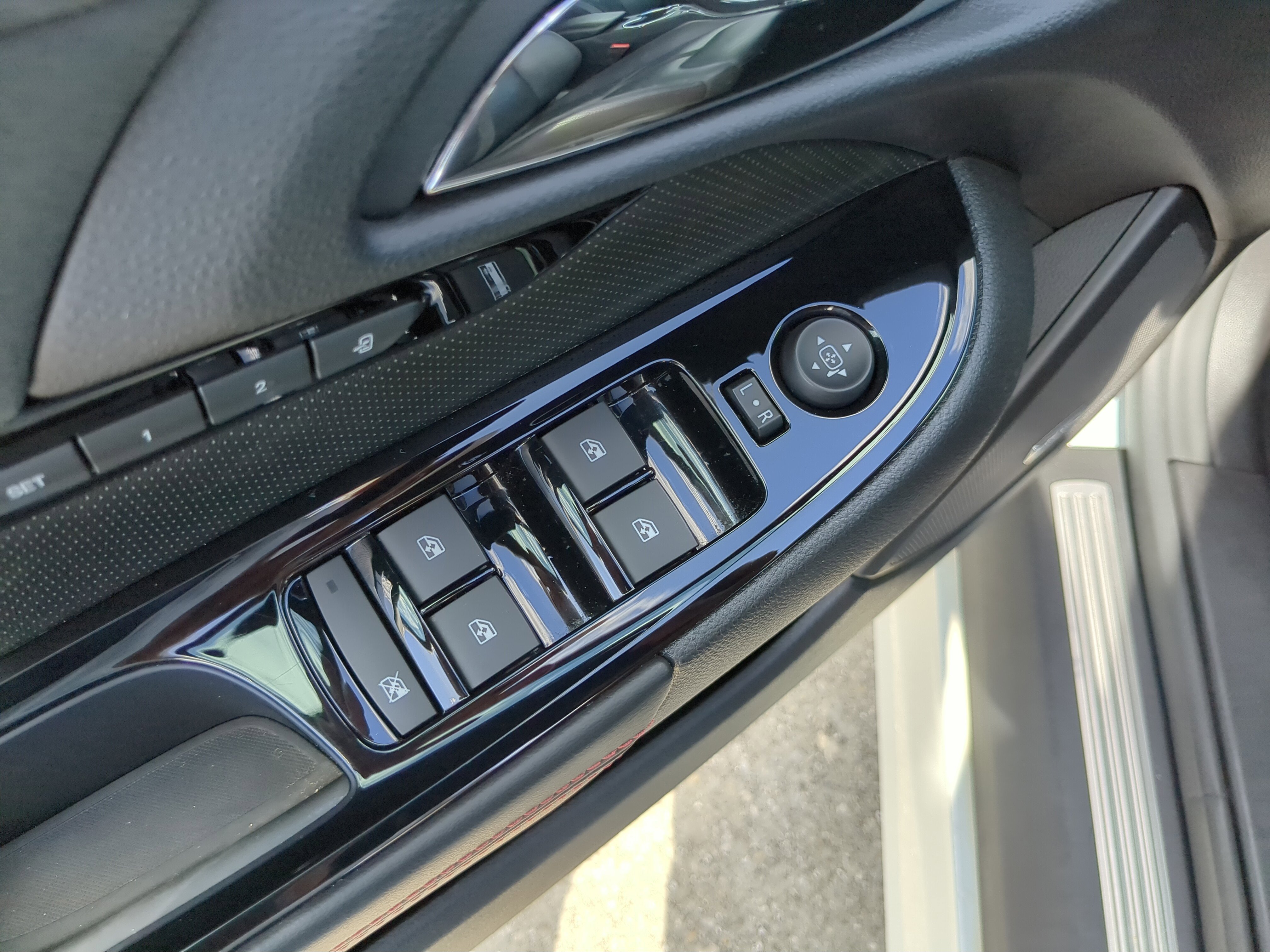 Used 2017 Chevrolet SS image 17