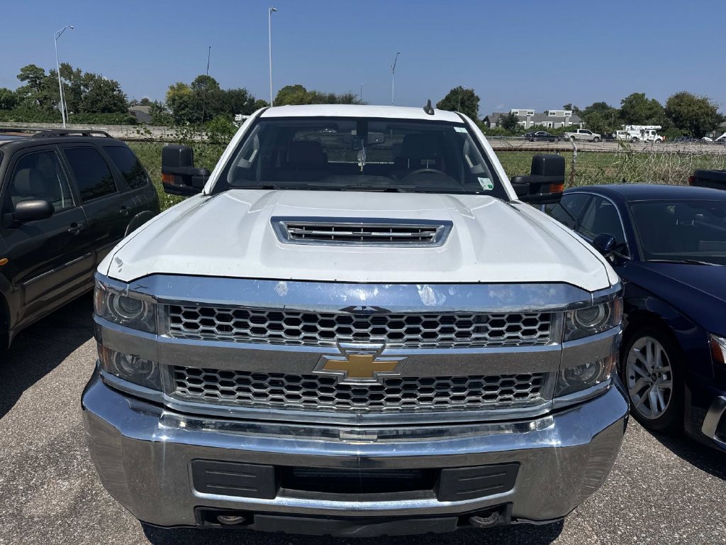 Used 2019 Chevrolet Silverado 2500 W/T w/ WT Convenience Package AWD/4WD image 4
