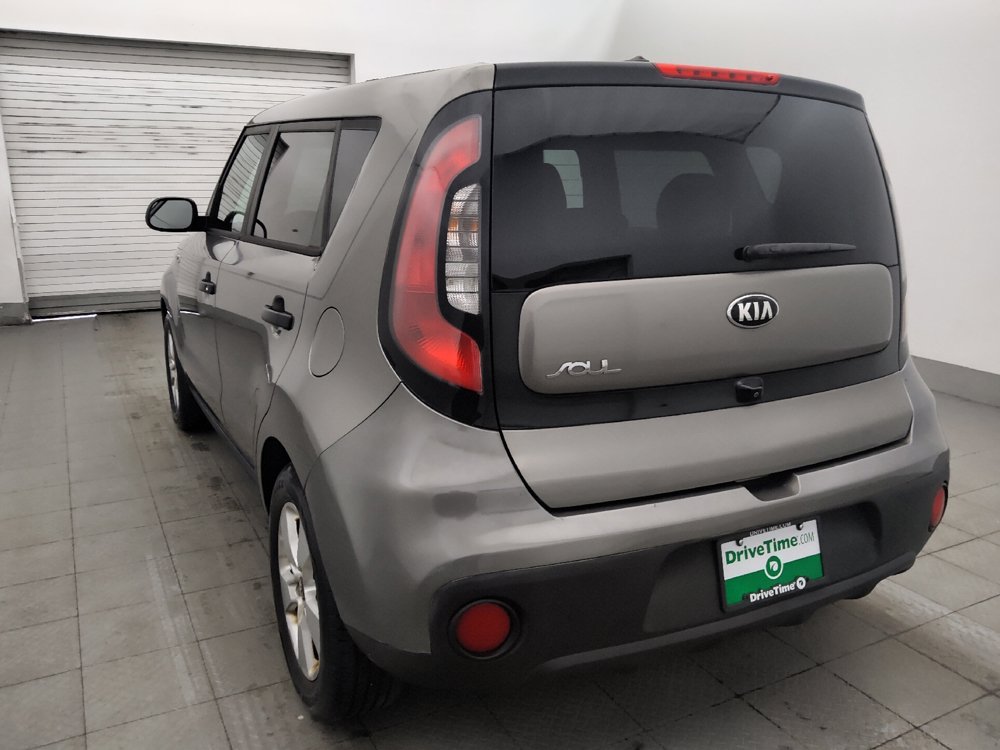 Used 2017 Kia Soul w/ Convenience Package FWD image 5