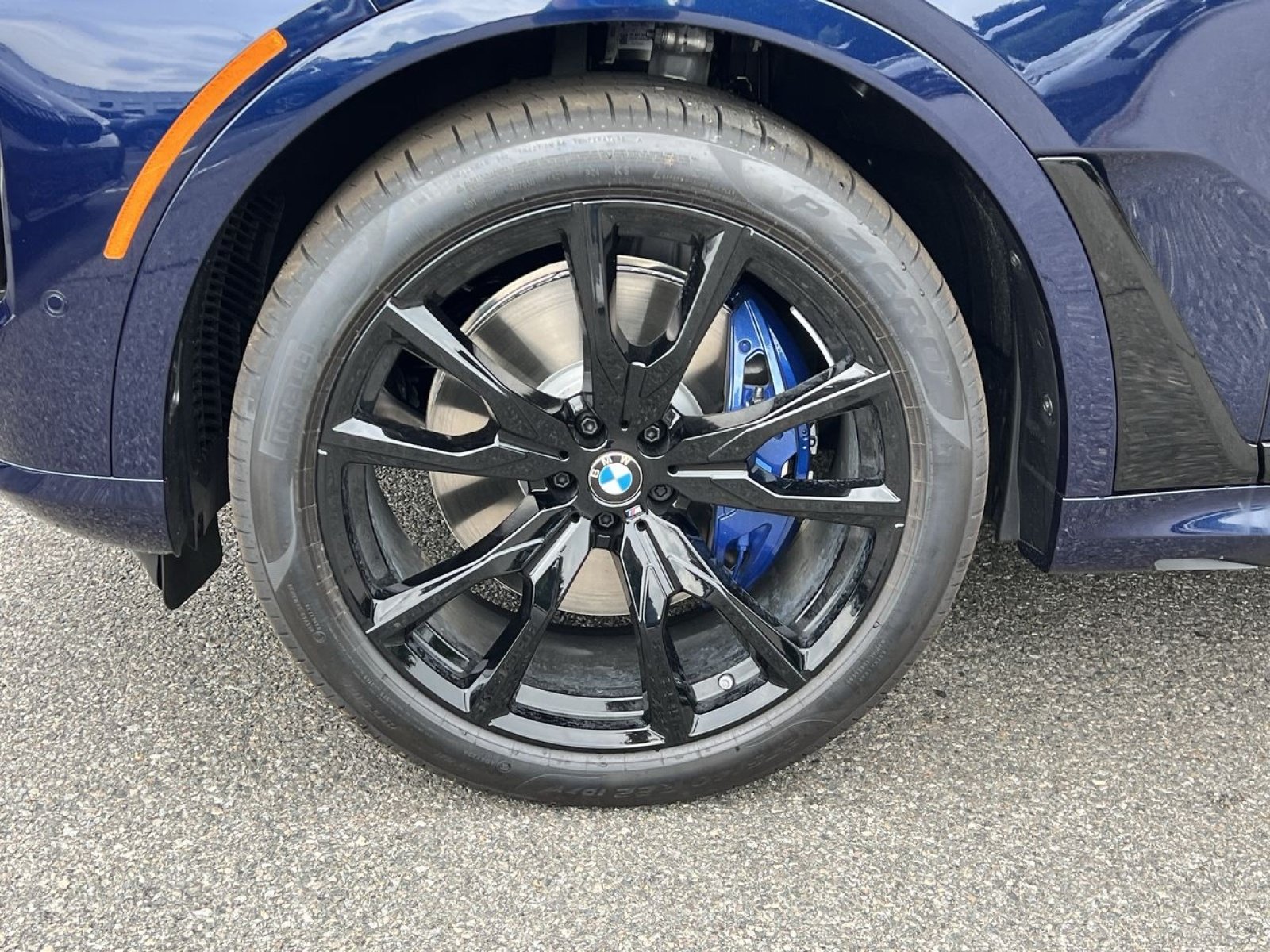 New 2027 BMW X7 M60i AWD/4WD image 9