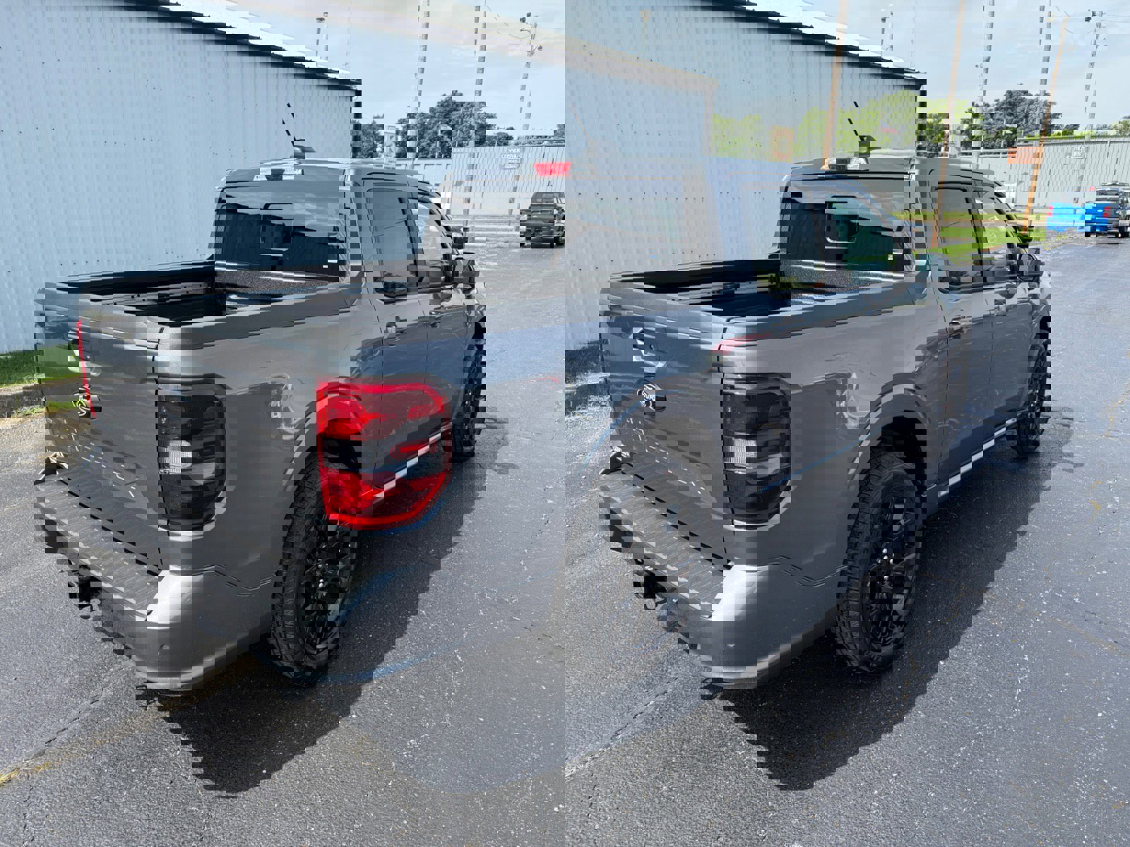 New 2025 Ford Maverick Lobo image 3