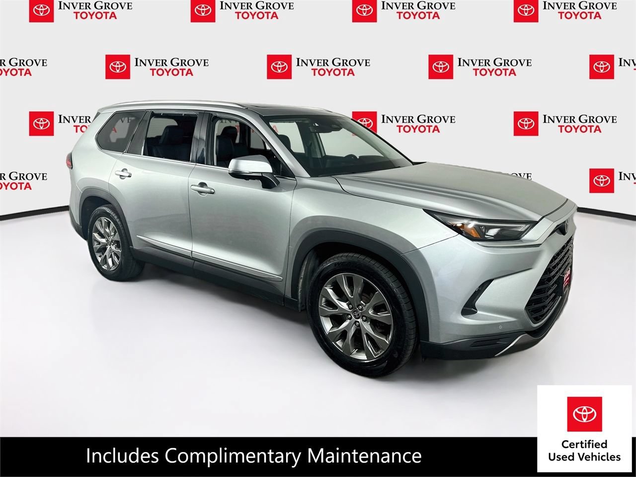 Certified 2024 Toyota Grand Highlander AWD image 3