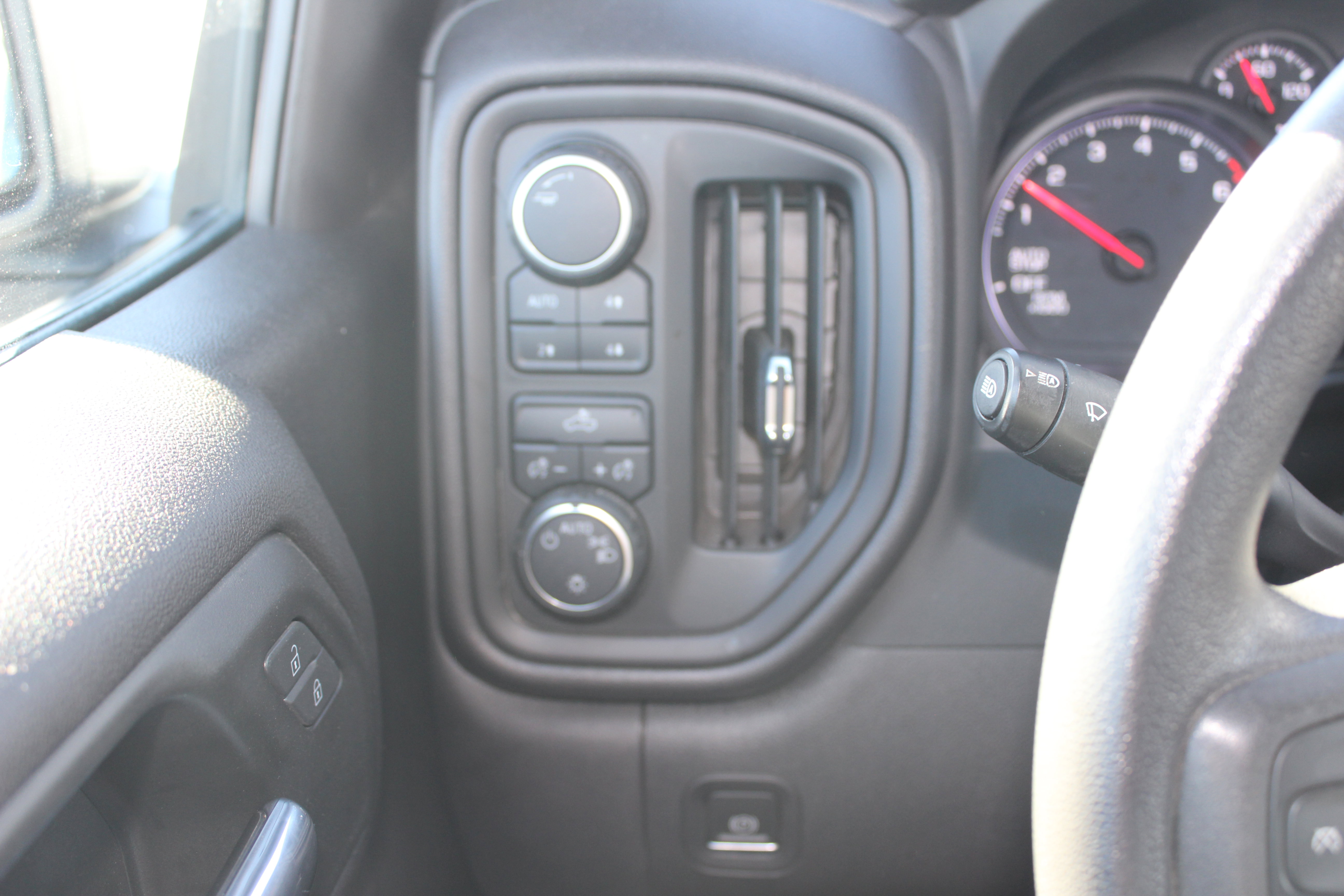 Used 2023 Chevrolet Silverado 1500 W/T w/ WT Value Package image 6