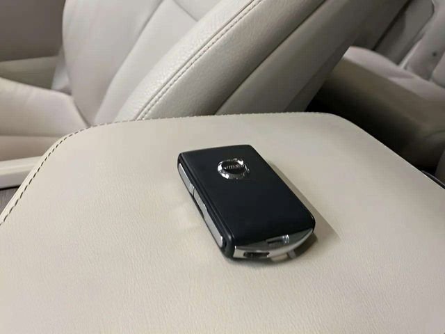 Used 2023 Volvo XC90 T8 Plus w/ Protection Package Premier image 49