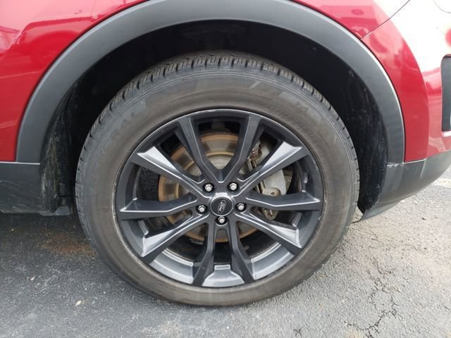 Used 2017 Ford Explorer XLT w/ Equipment Group 202A image 32