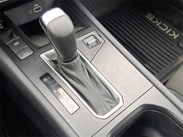 Used 2025 Nissan Kicks S image 18