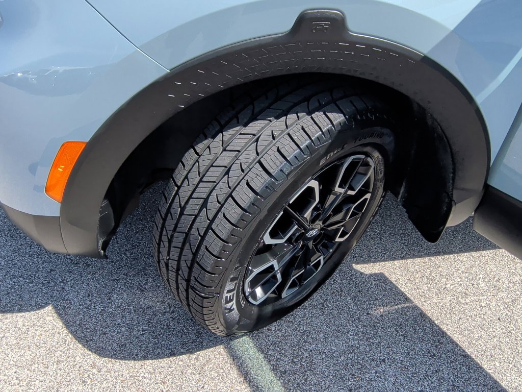 Used 2023 Hyundai Santa Cruz SEL w/ Activity Package FWD image 43
