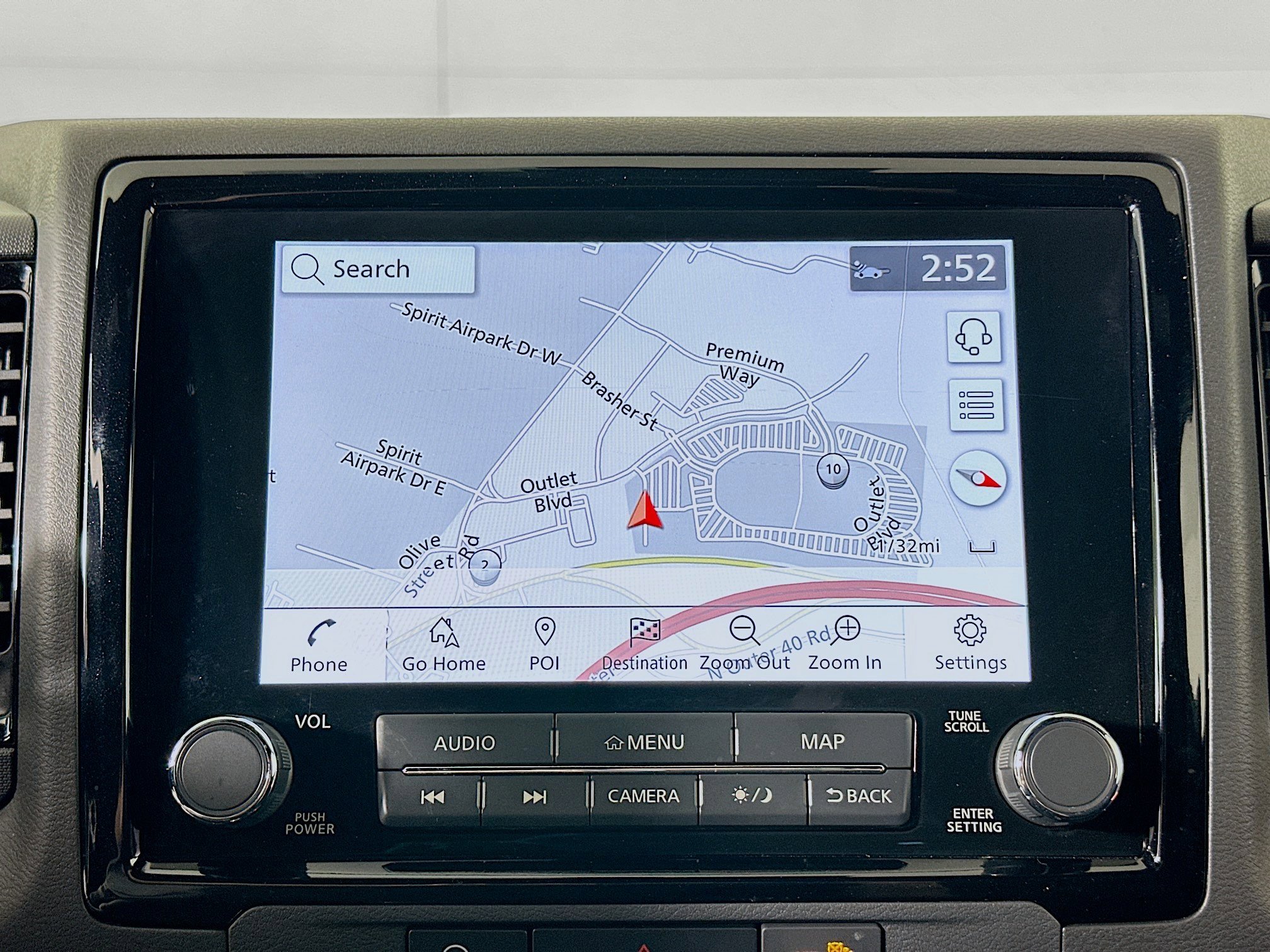 Used 2024 Nissan Frontier PRO-4X w/ Technology Package image 22