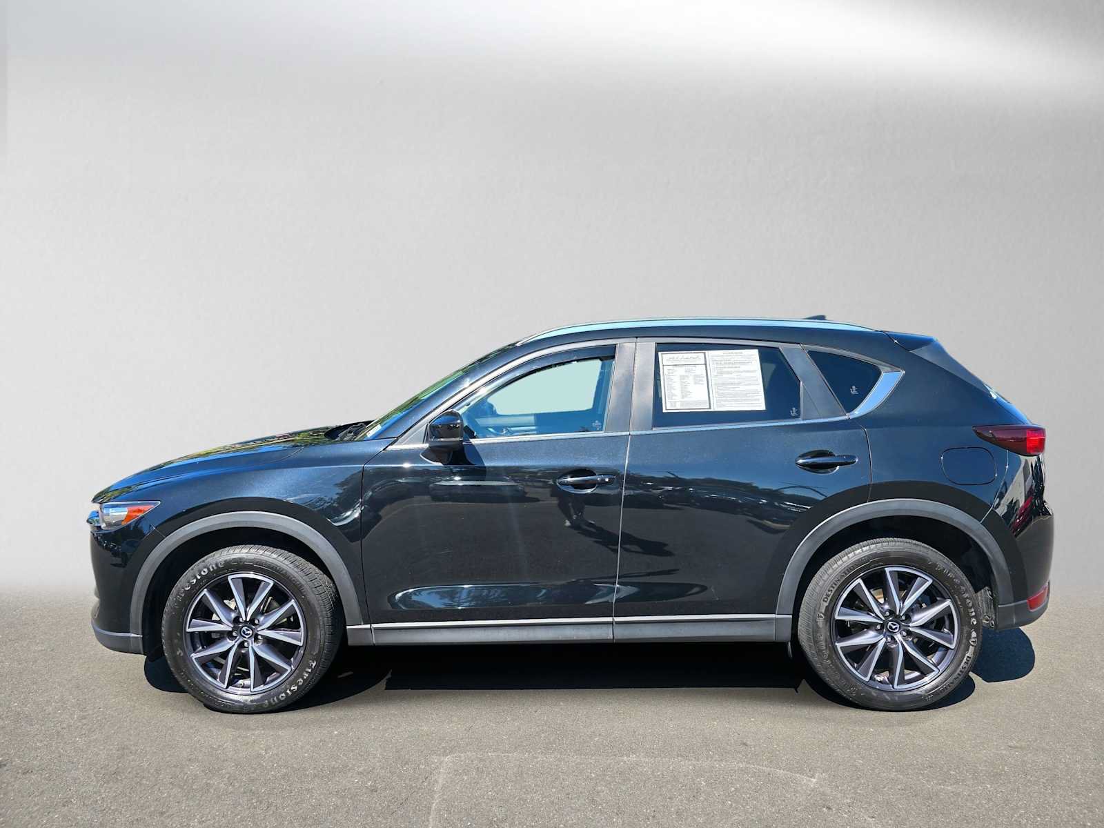 Used 2018 MAZDA CX-5 Touring w/ Preferred Equipment Package AWD/4WD image 6