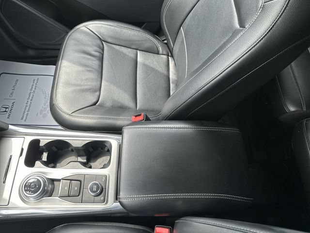 Used 2023 Ford Explorer Limited AWD/4WD image 24