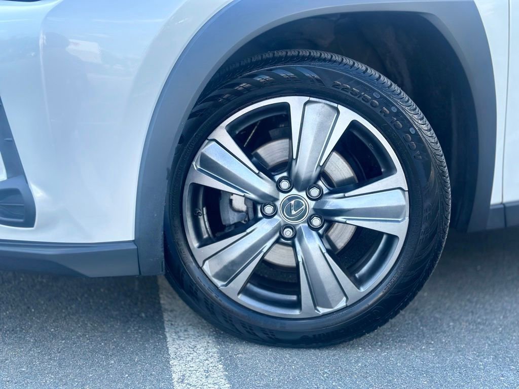 Used 2021 Lexus UX 250h w/ Premium Package AWD/4WD image 2