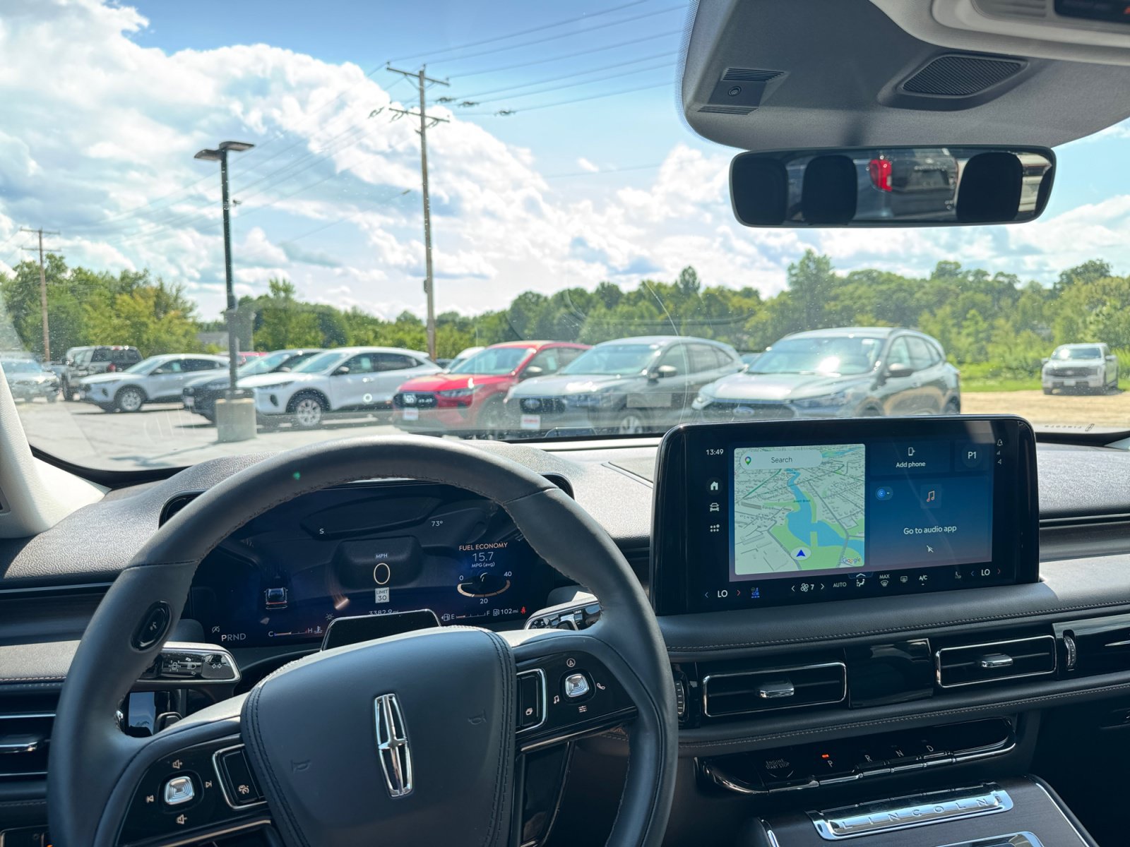New 2025 Lincoln Aviator Reserve w/ Illumination Package AWD/4WD image 2