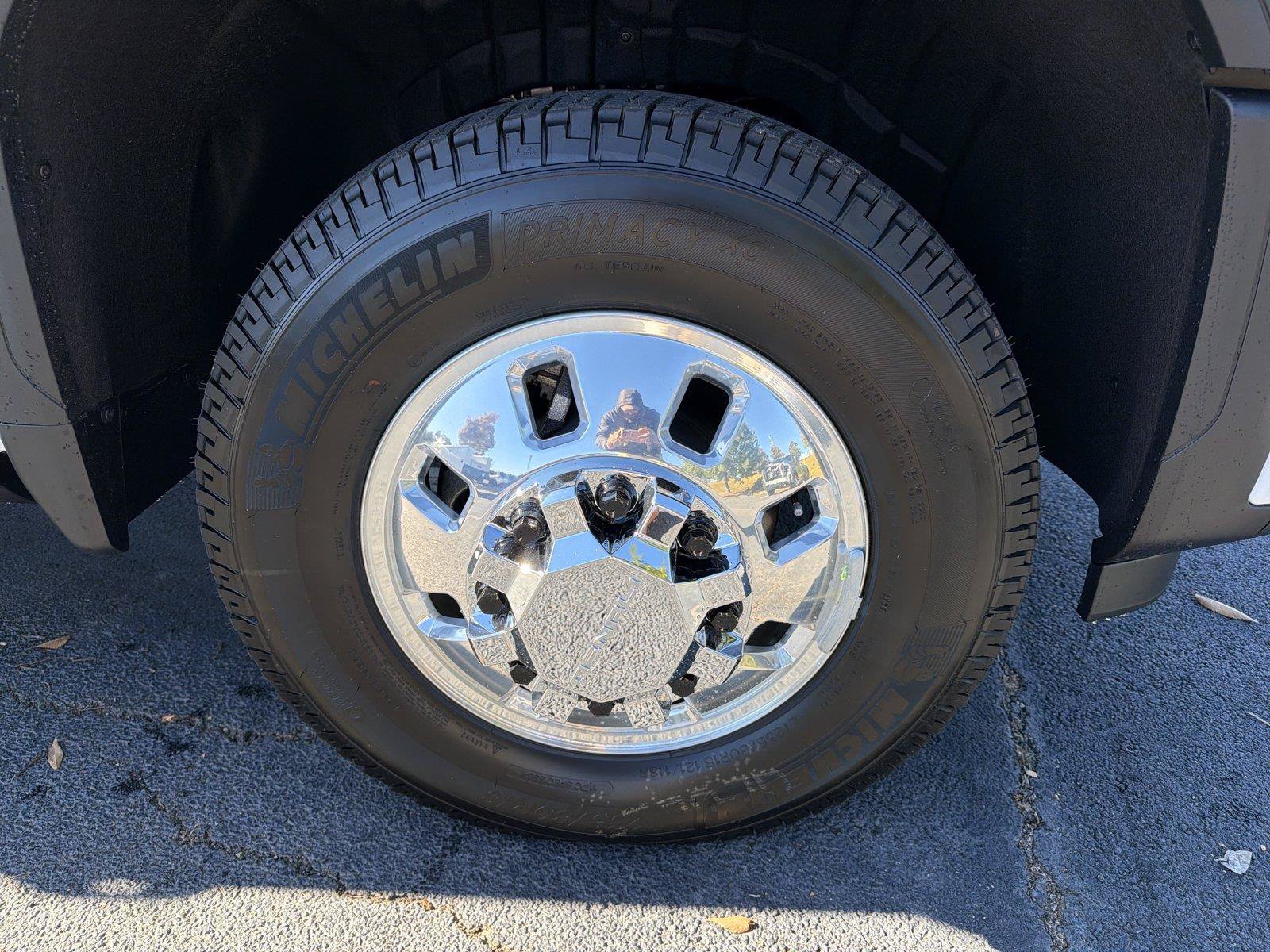 New 2026 GMC Sierra 3500 Denali Ultimate AWD/4WD image 10