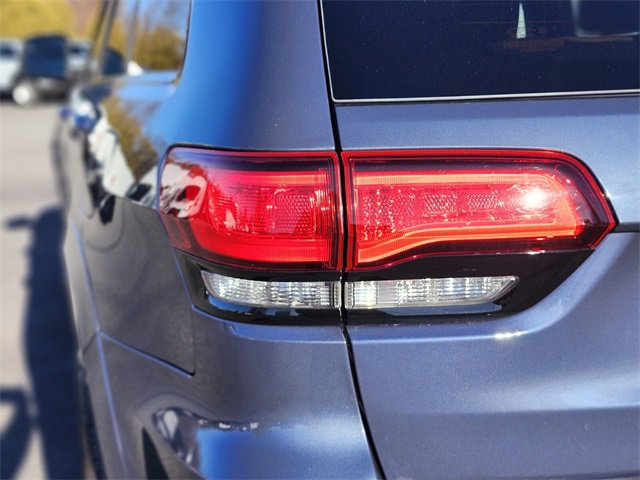 Used 2020 Jeep Grand Cherokee SRT image 9