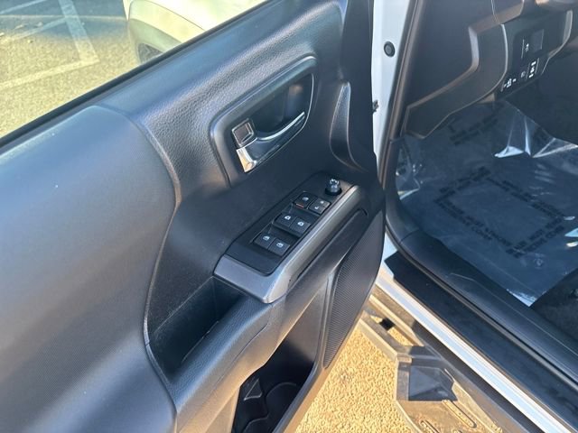 Used 2021 Toyota Tacoma TRD Off-Road w/ Technology Package image 14