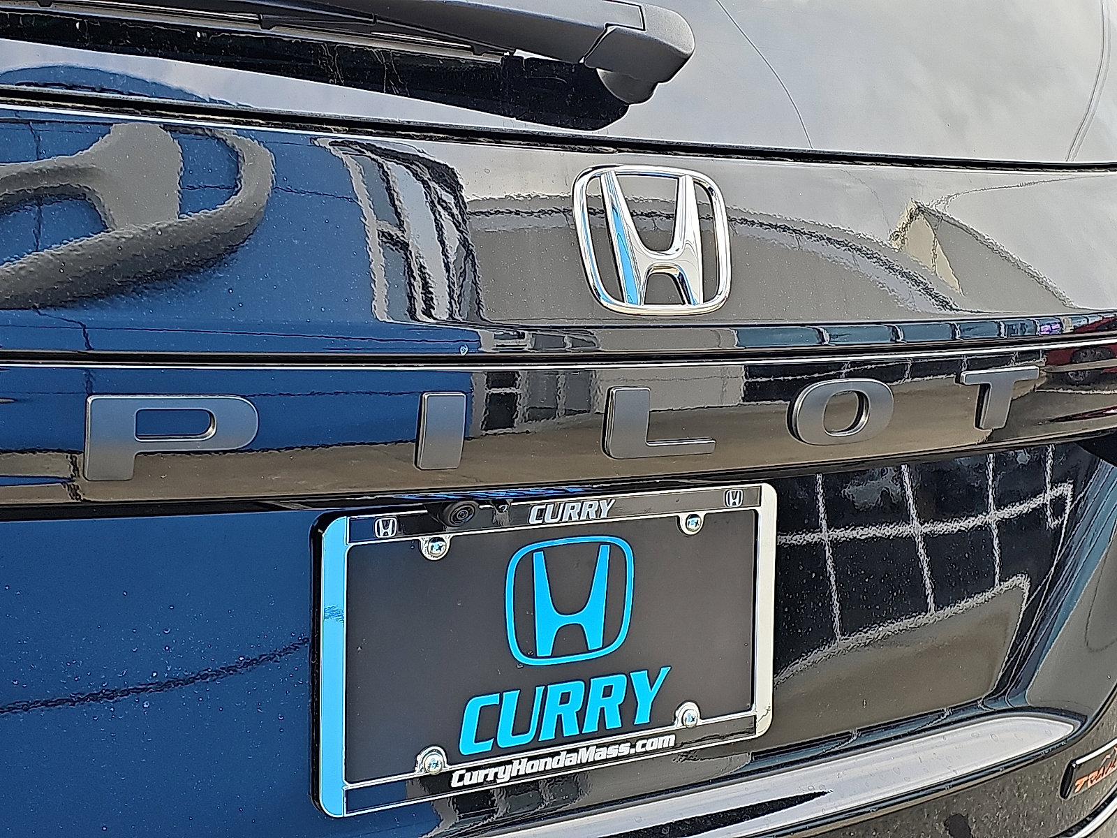 New 2025 Honda Pilot TrailSport image 11