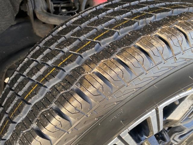 Used 2020 GMC Sierra 3500 AT4 w/ AT4 Premium Package image 27