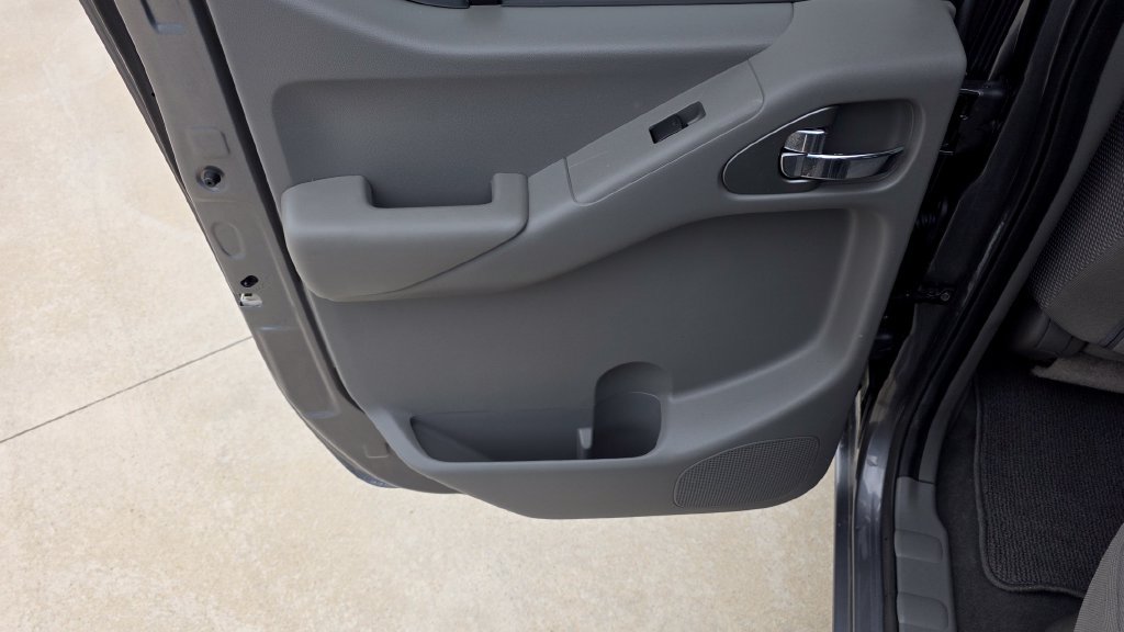 Used 2021 Nissan Frontier SV AWD/4WD image 19