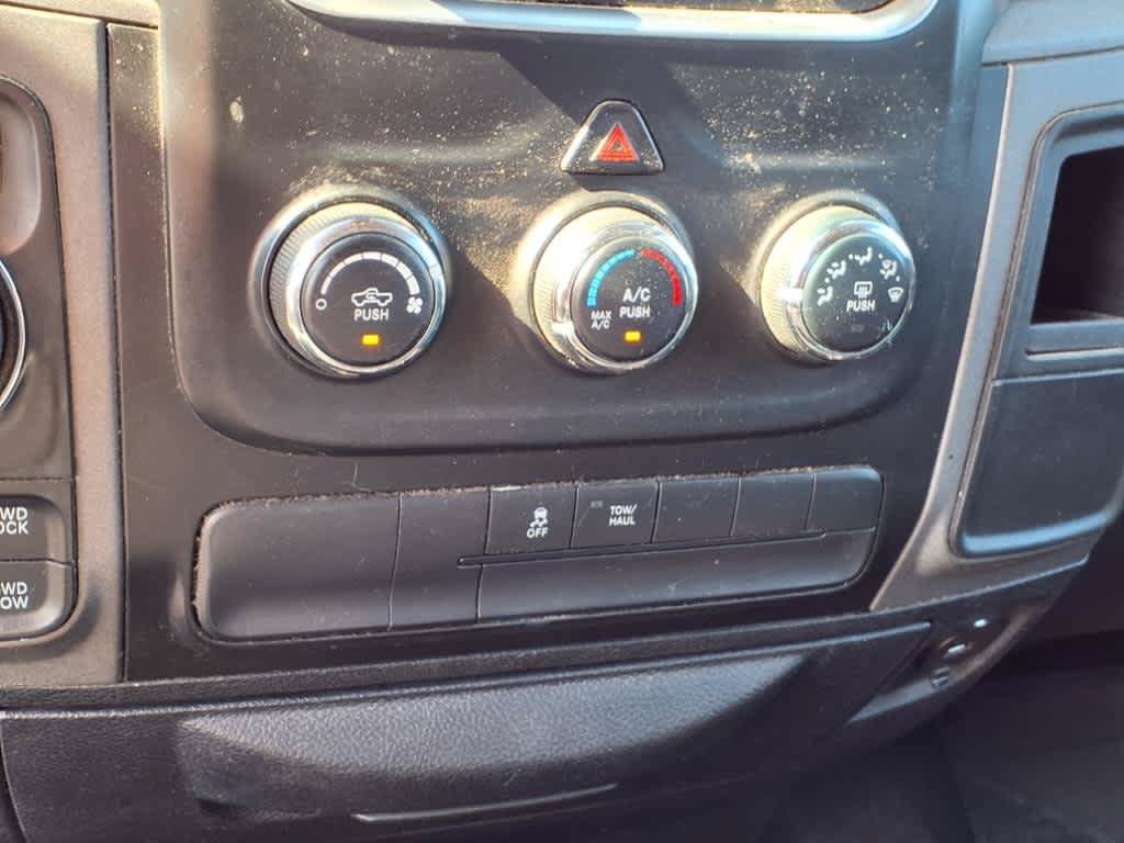 Used 2014 RAM 1500 Express AWD/4WD image 14