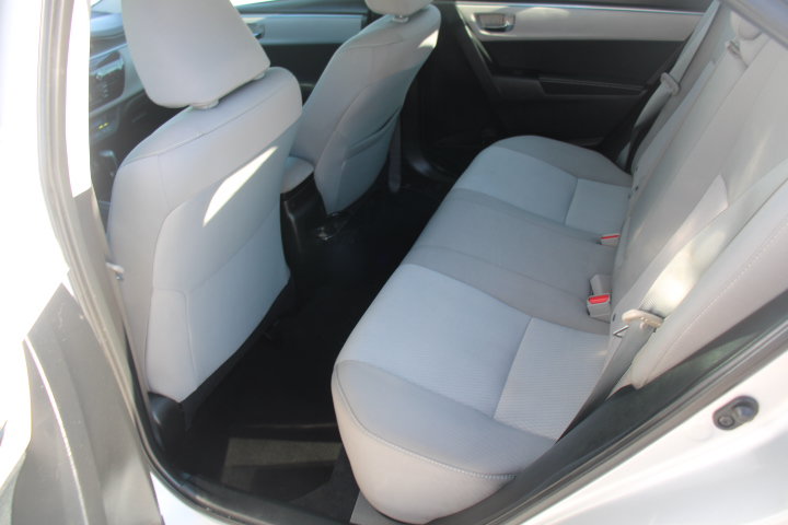 Used 2015 Toyota Corolla LE FWD image 10