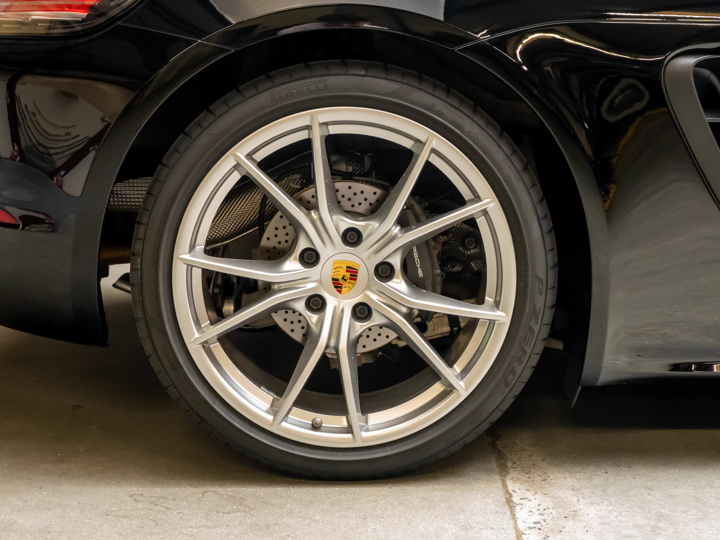 Certified 2018 Porsche 718 Cayman RWD image 15