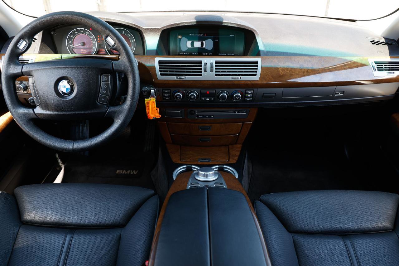 Used 2008 BMW 750Li RWD image 2