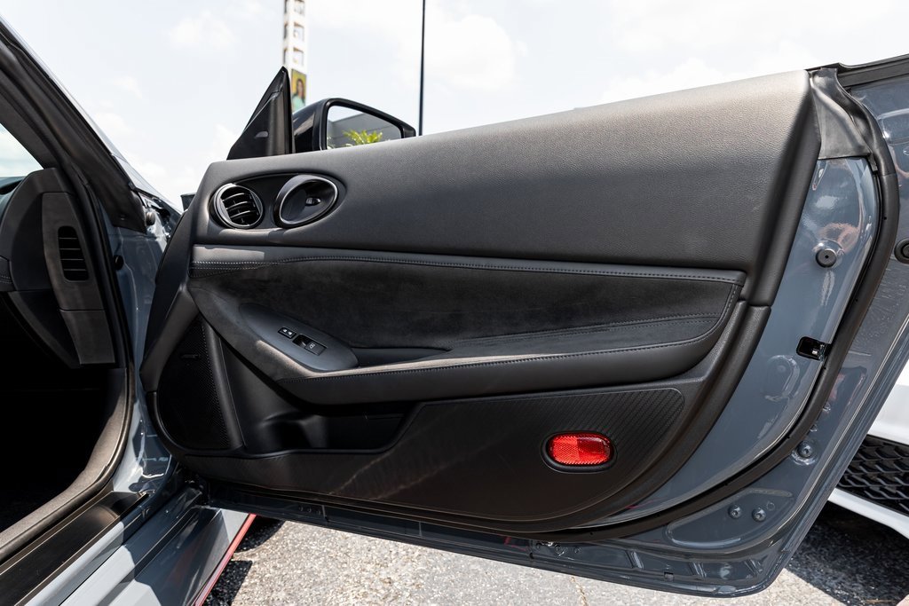 Used 2024 Nissan Z NISMO w/ Floor Mat Package image 37
