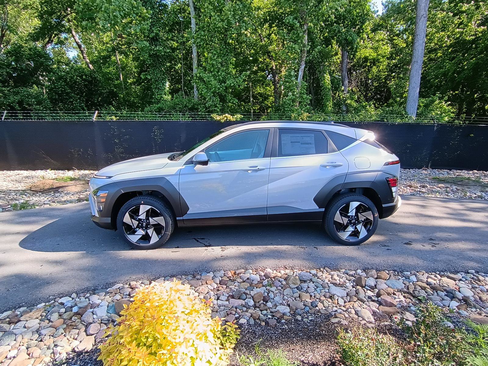 New 2026 Hyundai Kona Limited AWD/4WD image 2