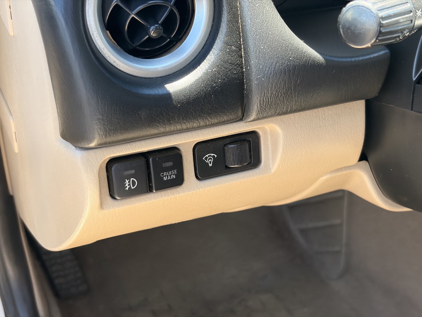 Used 2004 MAZDA MX-5 Miata LS RWD image 18