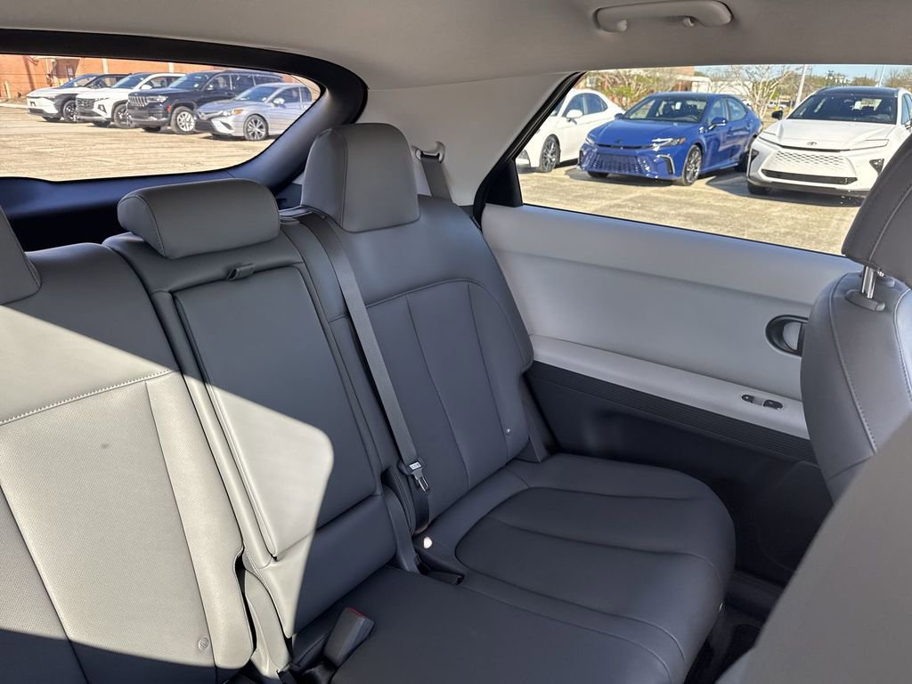 Used 2025 Hyundai Ioniq 5 SEL image 33