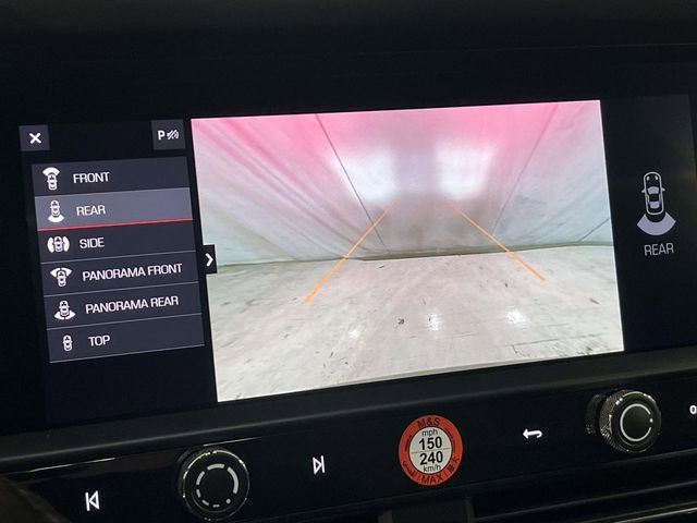 Certified 2025 Porsche Macan image 6