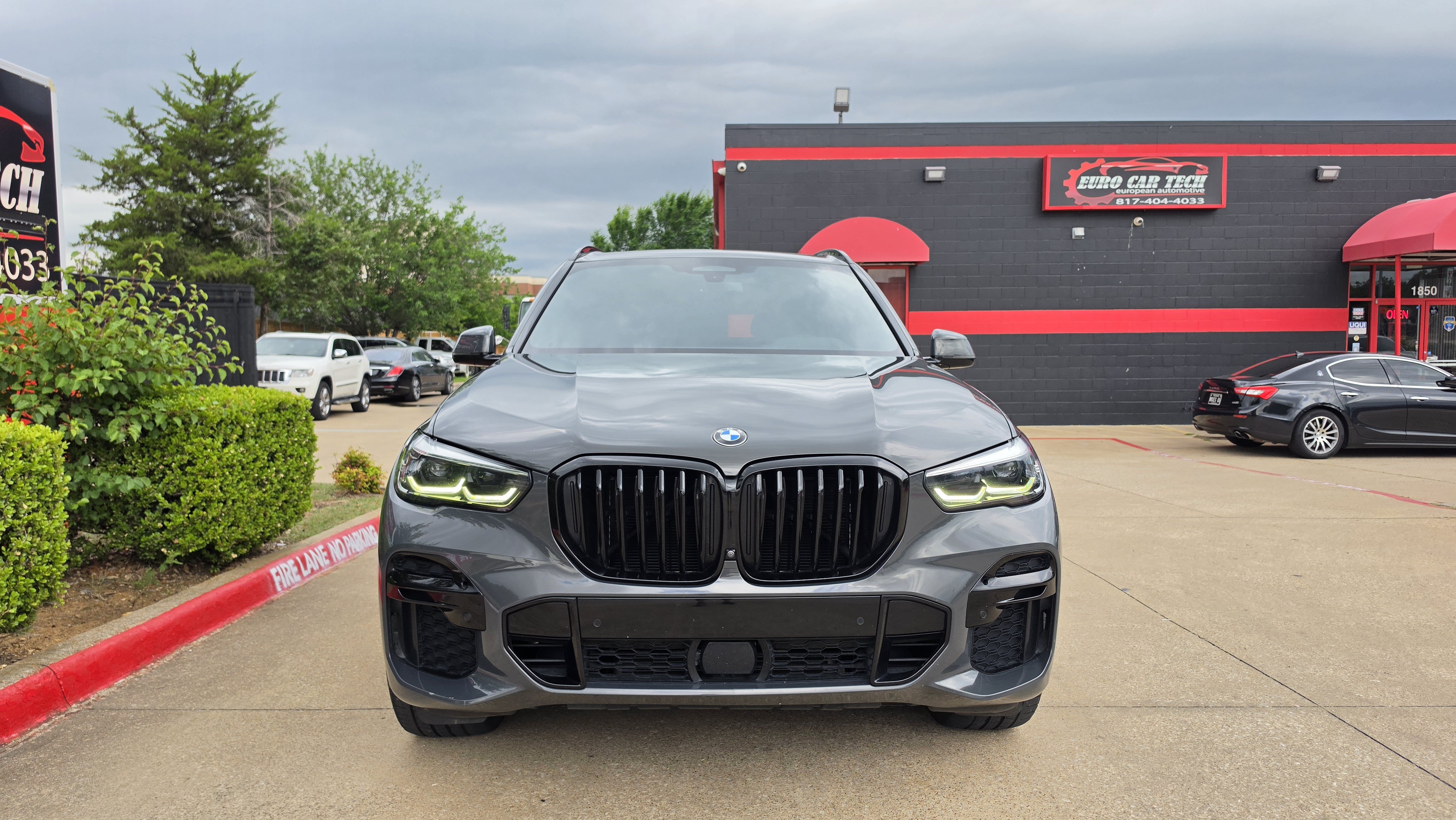 Used 2022 BMW X5 M50i AWD/4WD image 5