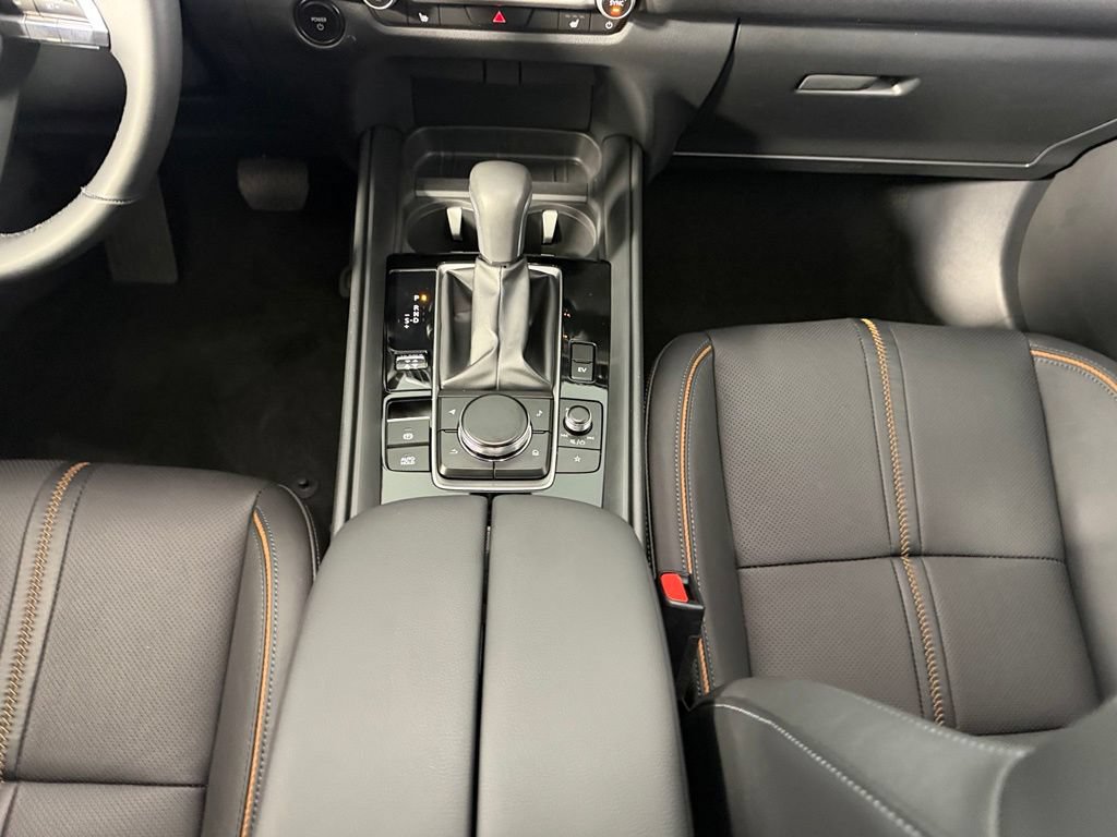 Used 2025 MAZDA CX-50 AWD 2.5 Hybrid w/ Weather Package image 15