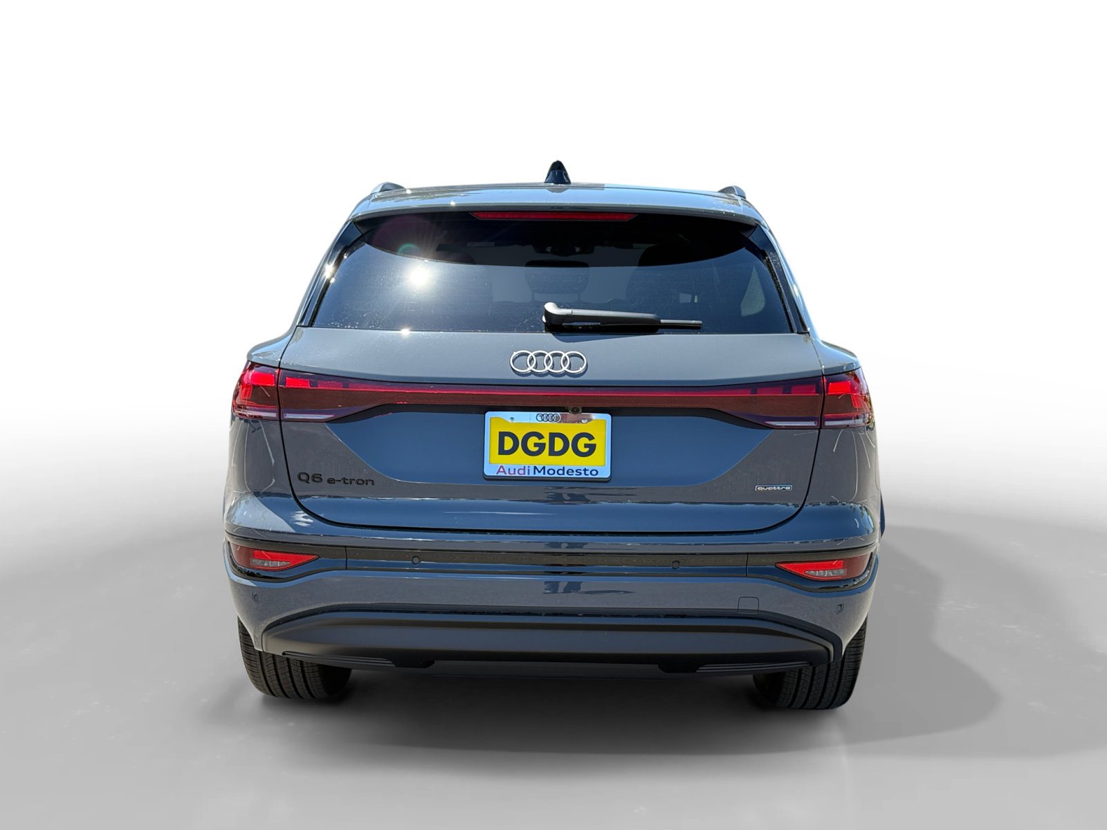 New 2027 Audi Q6 e-tron Premium AWD/4WD image 4