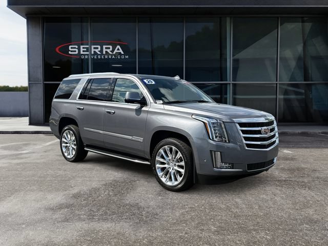 Used 2020 Cadillac Escalade Luxury AWD/4WD image 7
