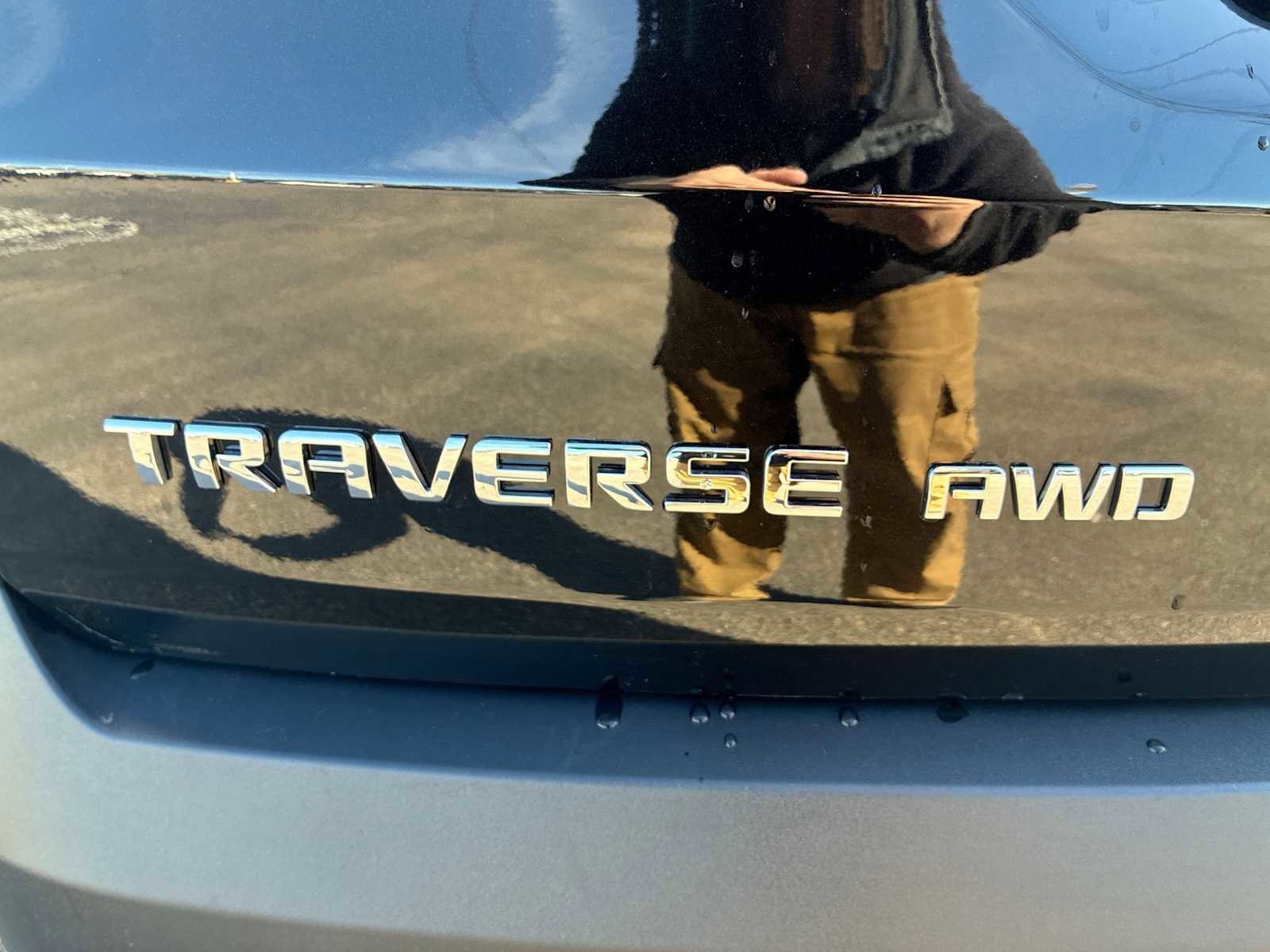 Certified 2023 Chevrolet Traverse LT w/ Rear Camera Mirror Package image 31