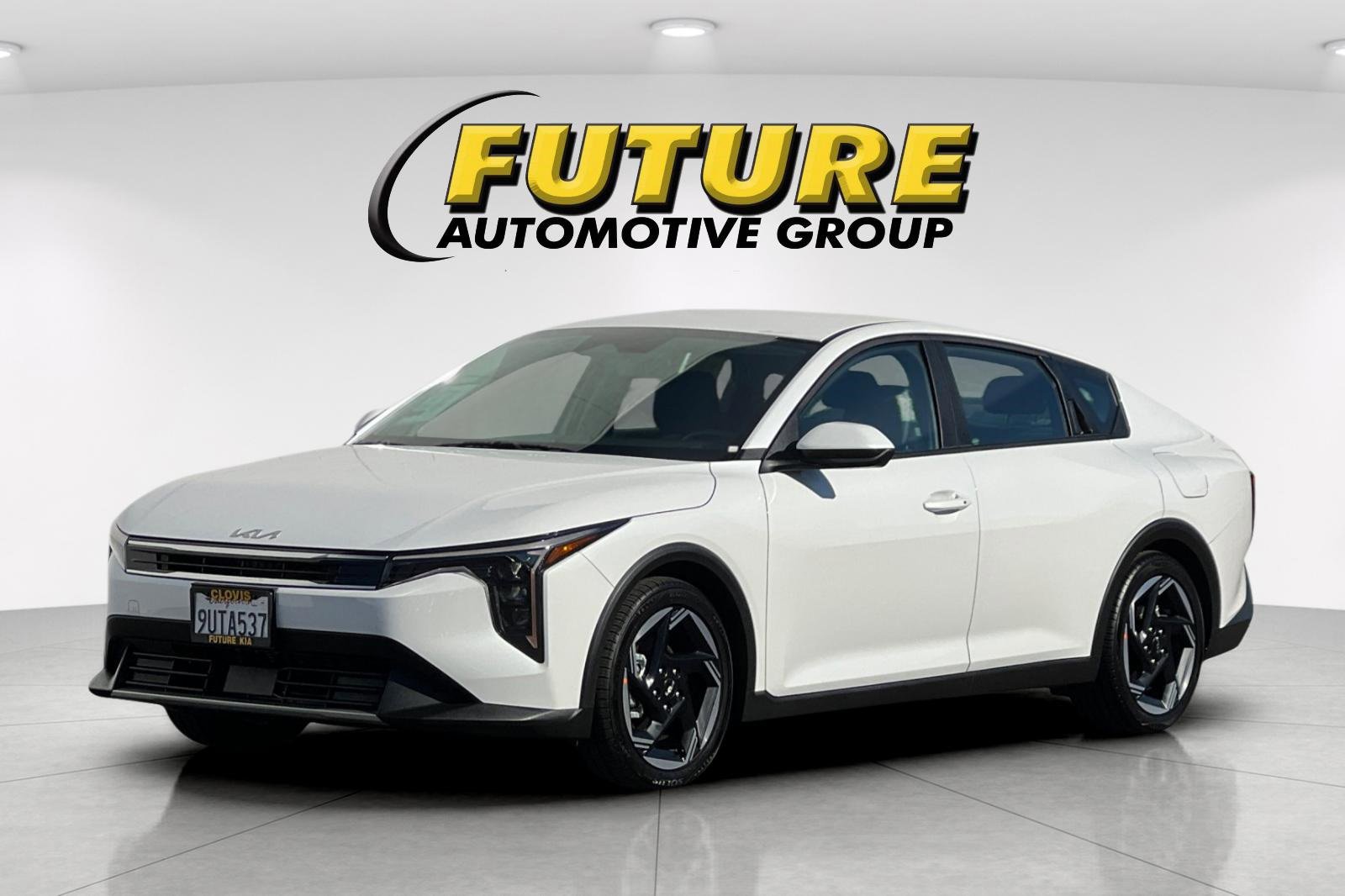 Used 2025 Kia K4 EX image 8