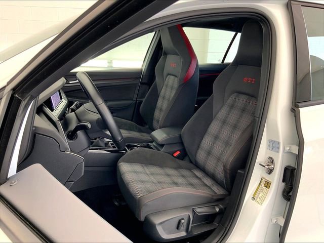 Certified 2023 Volkswagen GTI Autobahn FWD image 5