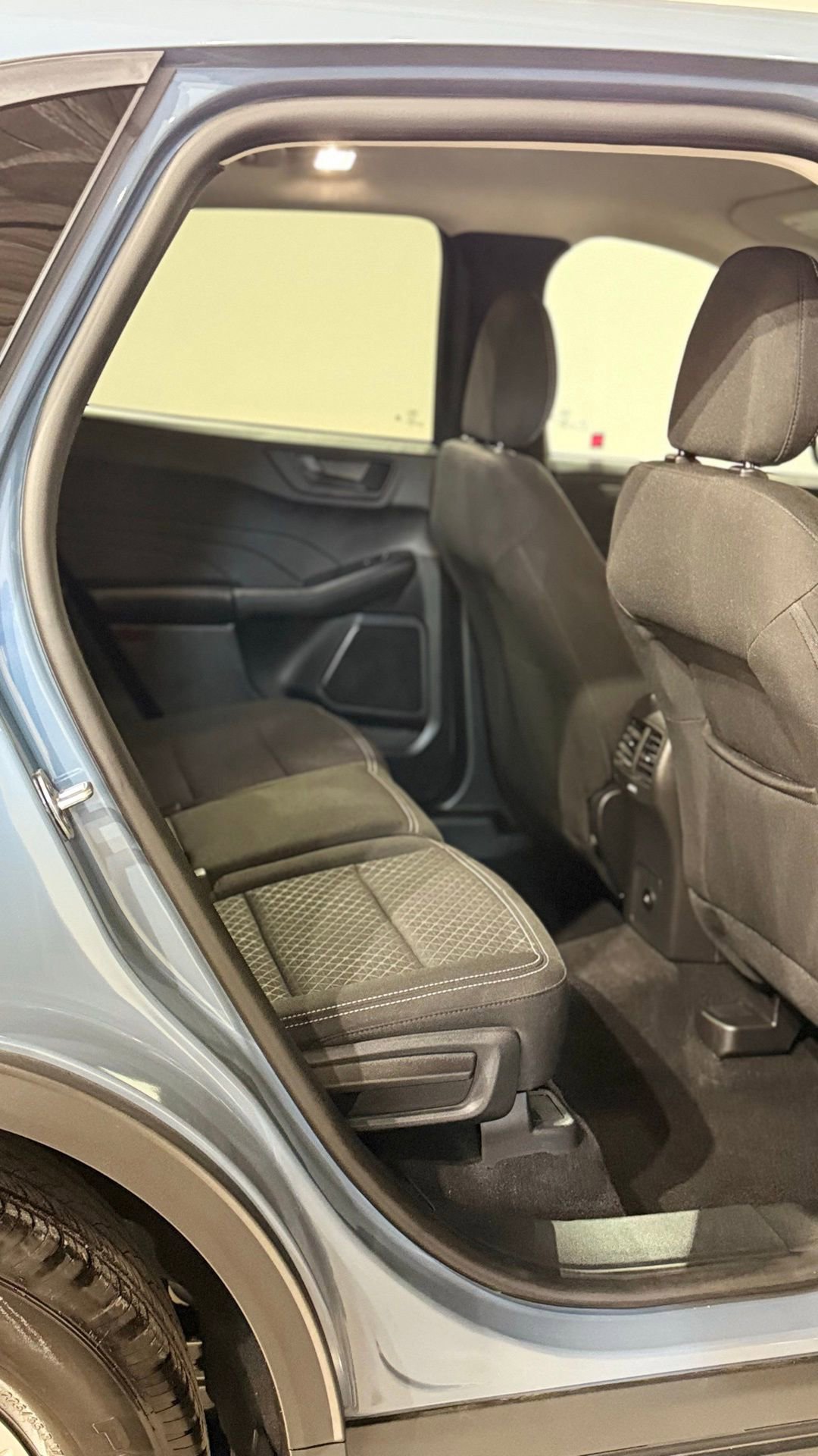 Used 2025 Ford Escape Active image 55