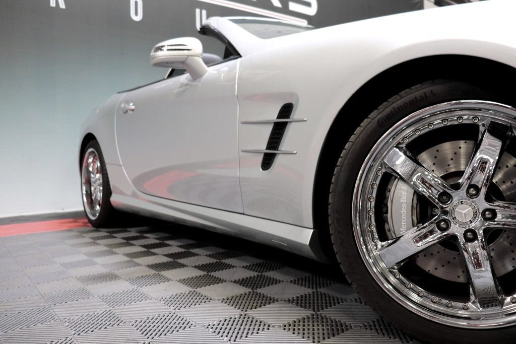Used 2014 Mercedes-Benz SL 550 w/ Driver Assistance Package image 78