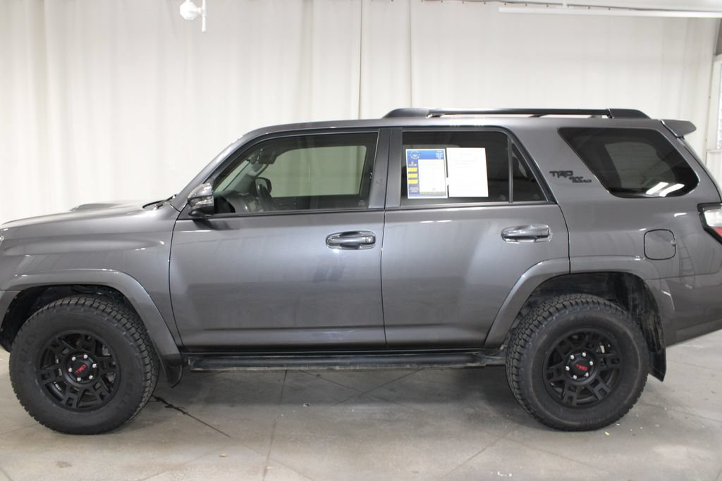Used 2023 Toyota 4Runner TRD Off-Road Premium AWD/4WD image 6