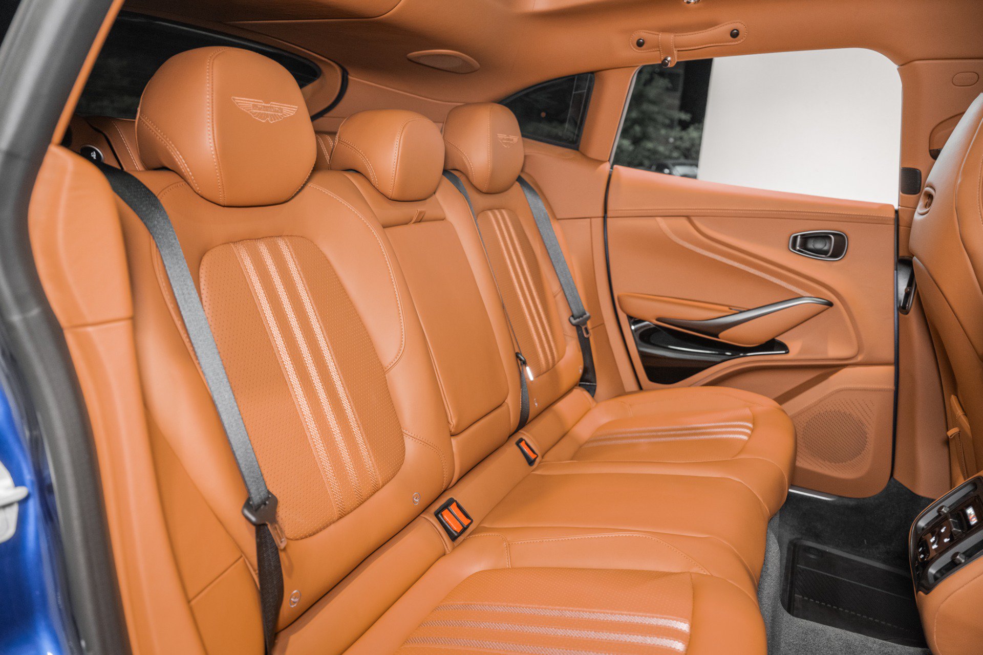 New 2026 Aston Martin DBX 707 AWD/4WD image 18