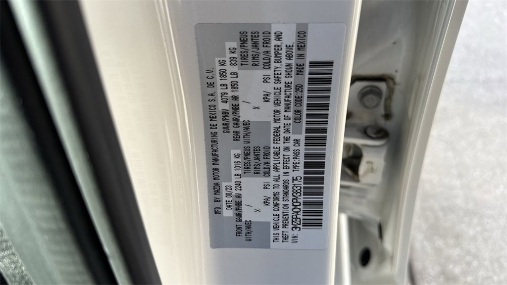 Used 2023 MAZDA MAZDA3 s image 61