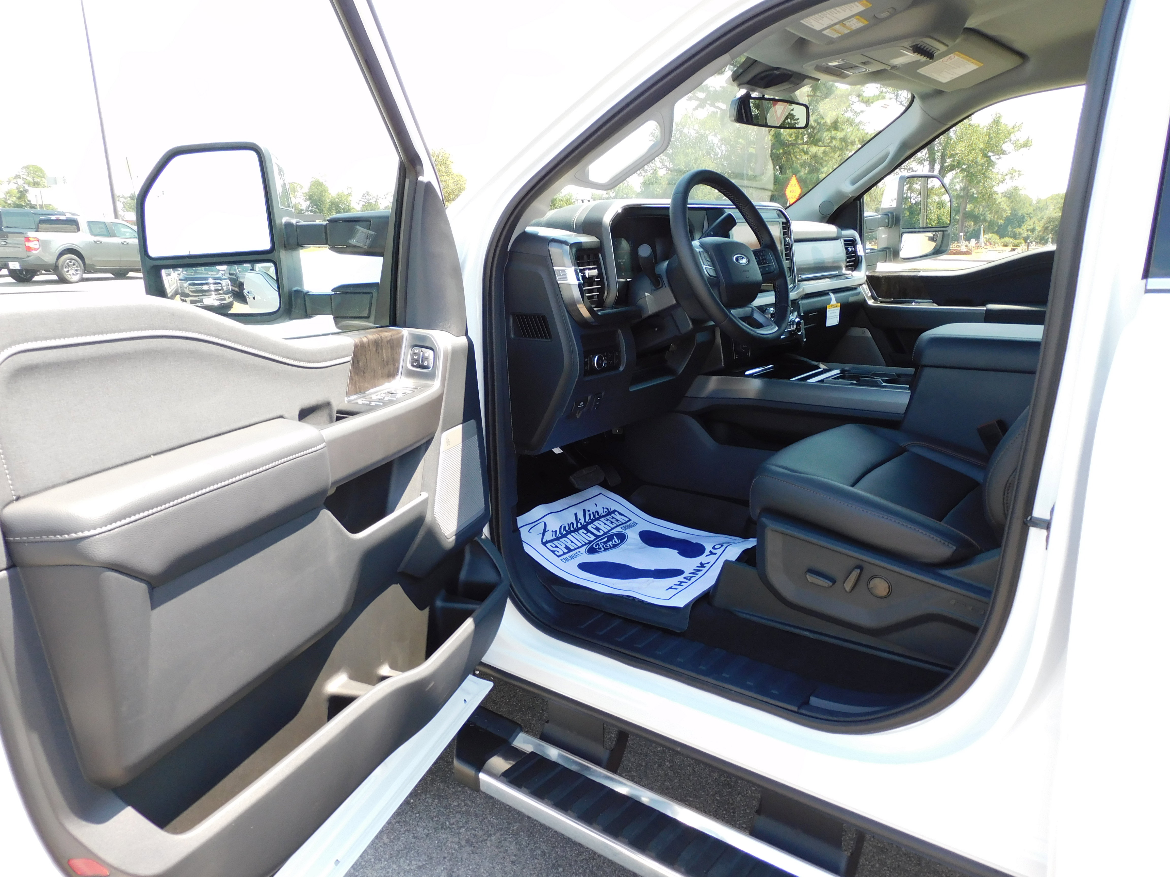 New 2026 Ford F250 Lariat w/ Chrome Package image 10