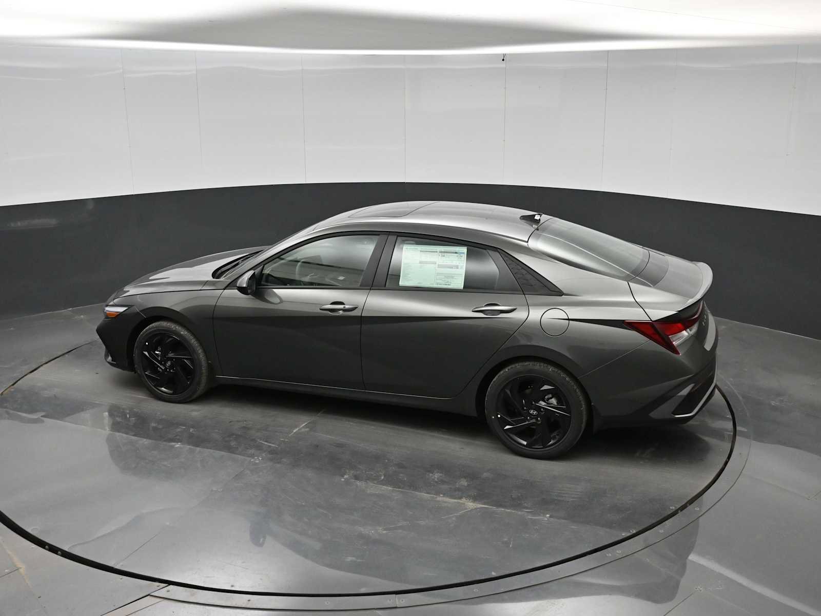 New 2026 Hyundai Elantra SEL Sport FWD image 29