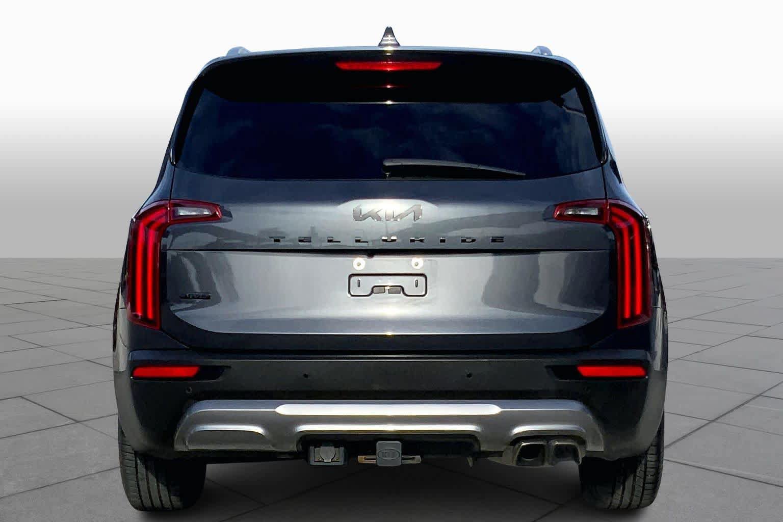 Used 2022 Kia Telluride EX w/ Towing Package AWD/4WD image 6