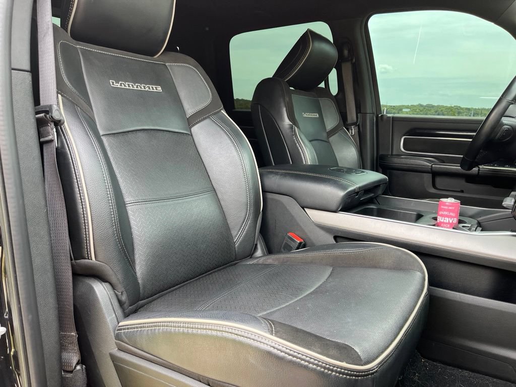 Used 2021 RAM 2500 Laramie w/ Night Edition AWD/4WD image 12