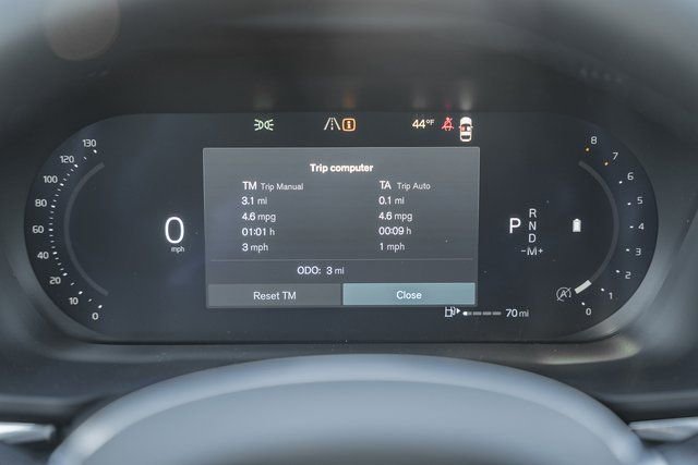 New 2026 Volvo XC60 B5 Plus w/ Climate Package image 44