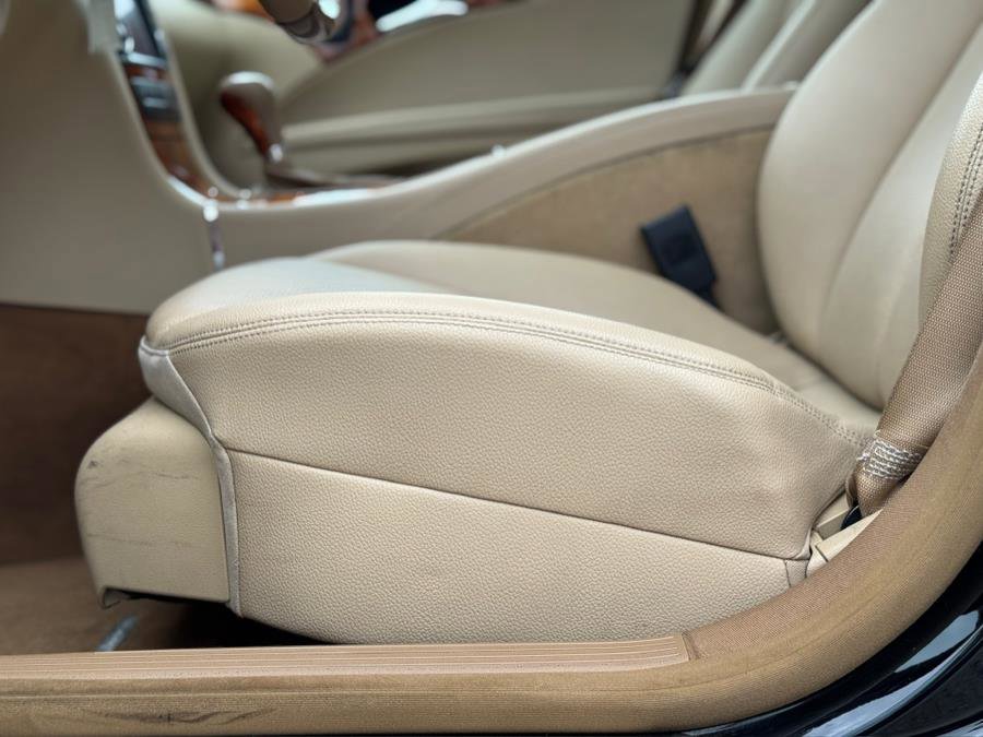 Used 2009 Mercedes-Benz E 350 4MATIC Sedan image 26